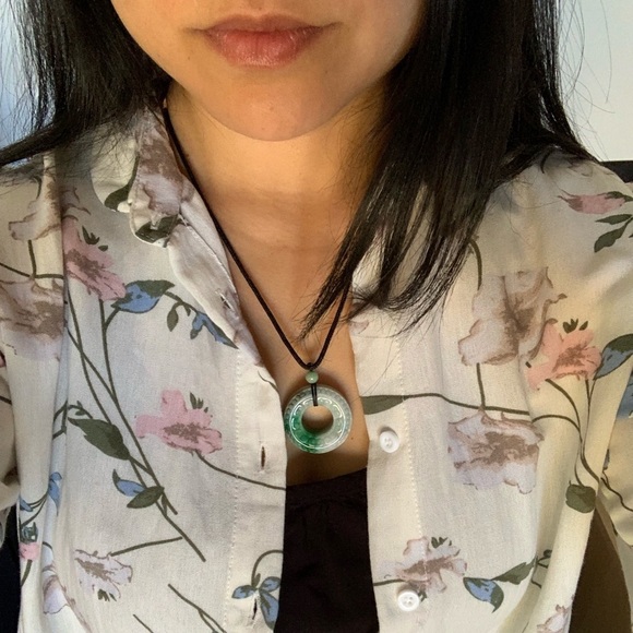 💚Luck & Peace Authentic Jade jadeite Necklace - Picture 2 of 9